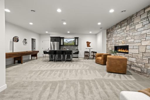 2815 Rivers Bend Drive E, West Fargo, ND 58078