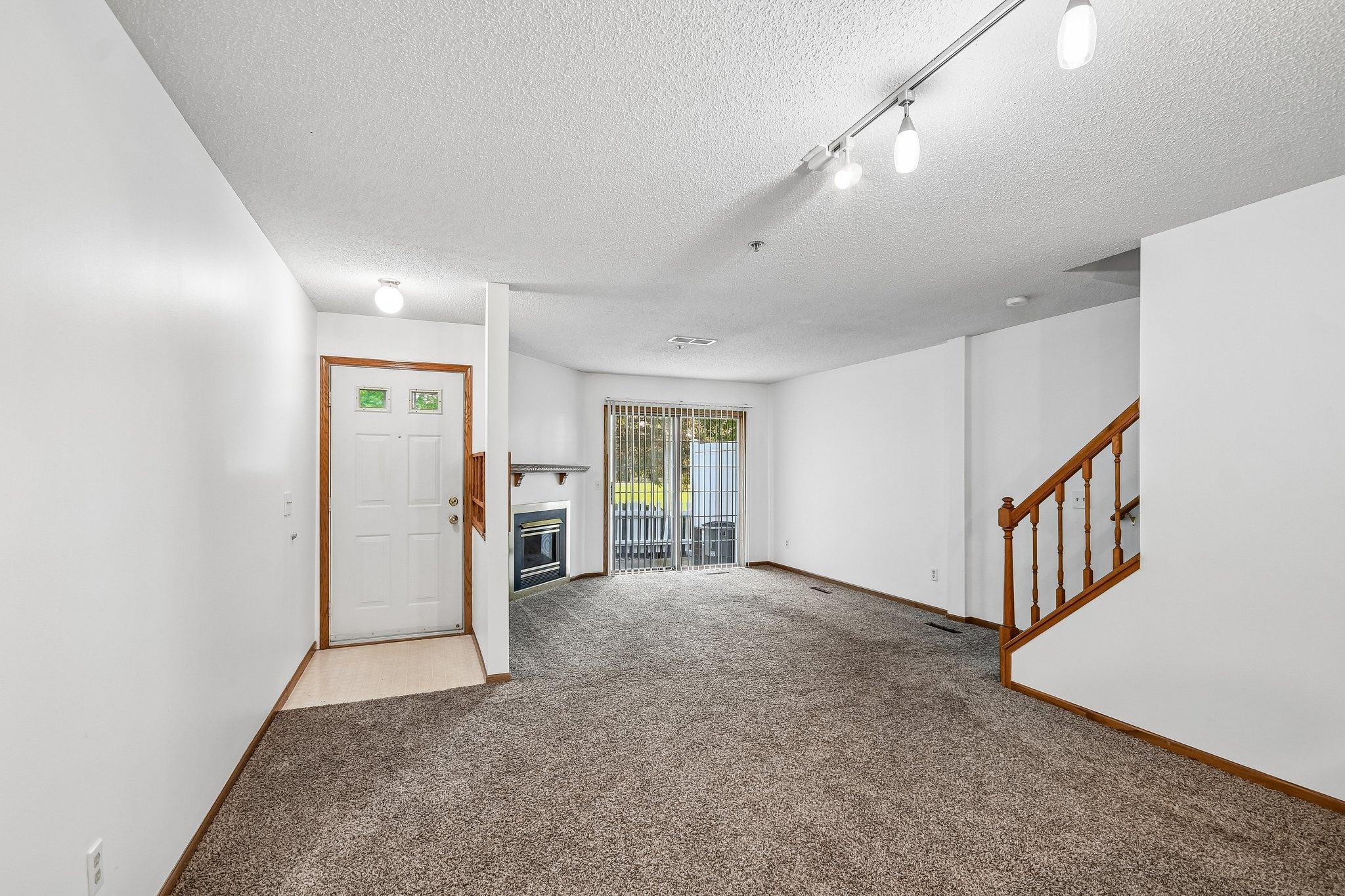 Dining room to family room