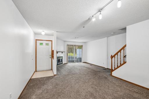2580 Bedford Court, 16, Mendota Heights, MN 55120