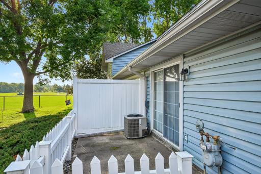 2580 Bedford Court, 16, Mendota Heights, MN 55120