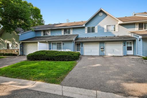 2580 Bedford Court, 16, Mendota Heights, MN 55120