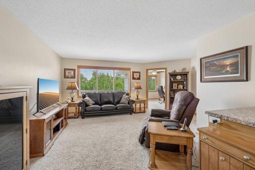 12615 Pond View Road, Zimmerman, MN 55398