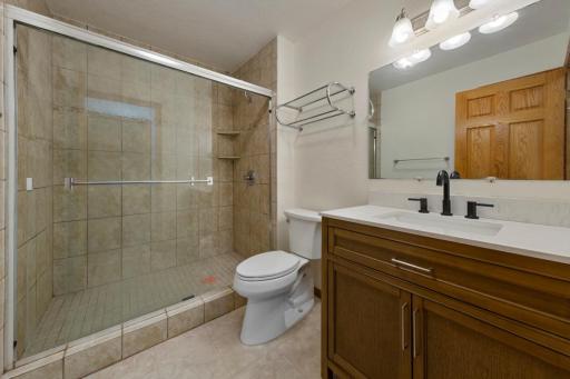 875 Myer Drive NE, Owatonna, MN 55060