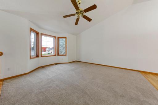 875 Myer Drive NE, Owatonna, MN 55060