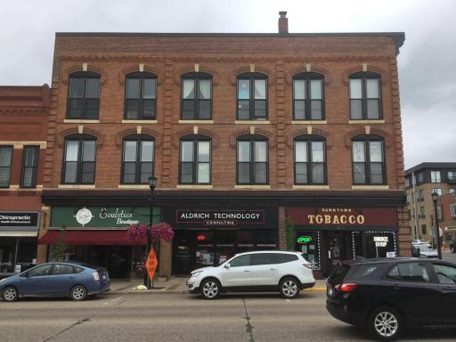 429 Division Street S, Northfield, MN 55057