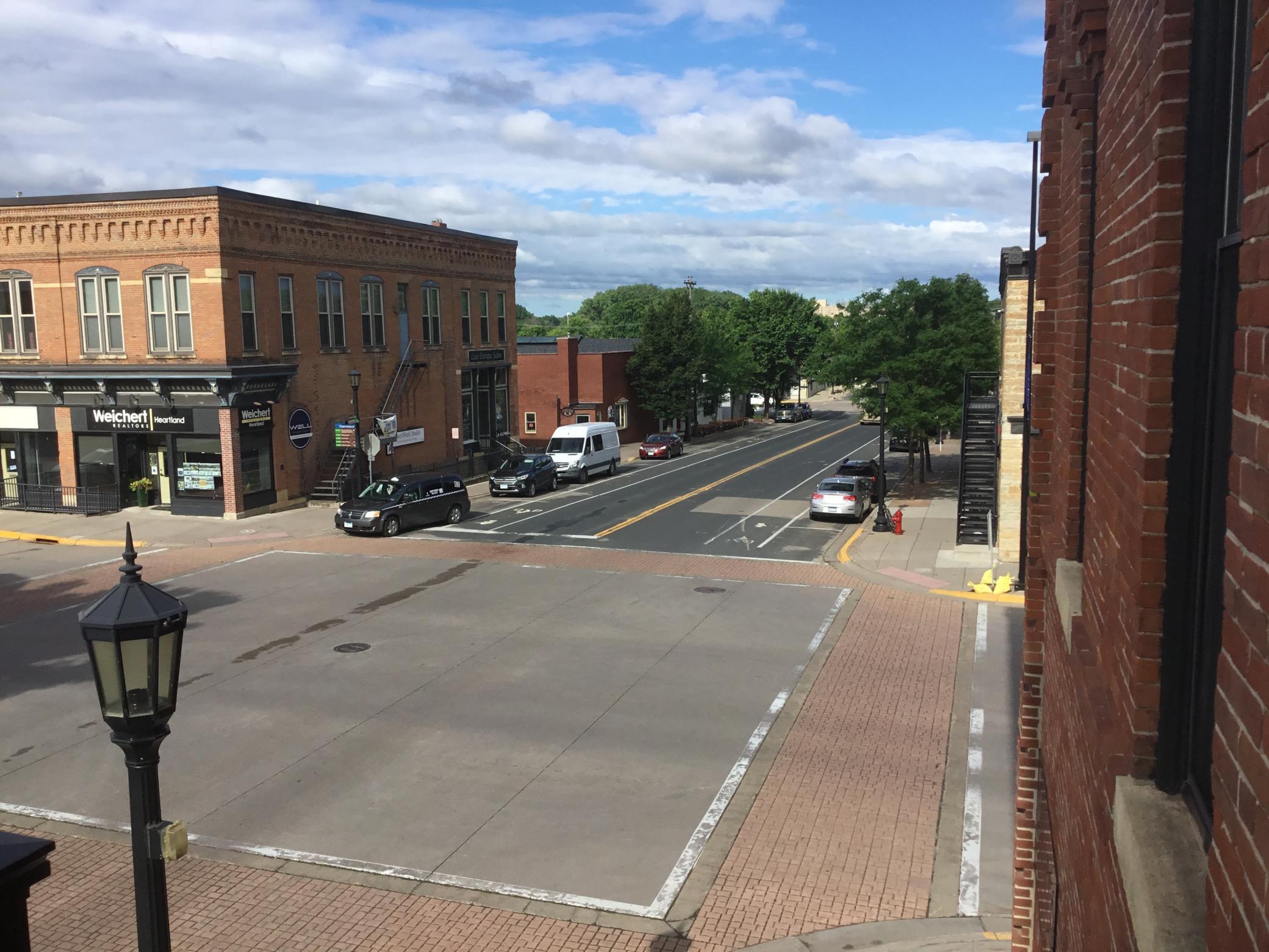5th Street to Hwy 10-35W