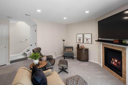 15366 Foster Drive N, Hugo, MN 55038