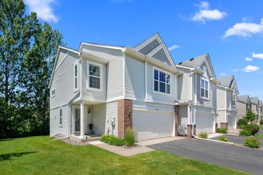 15366 Foster Drive N, Hugo, MN 55038
