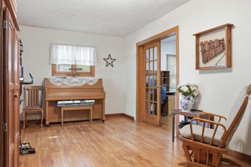 424 E 11th Street, Gibbon, MN 55335