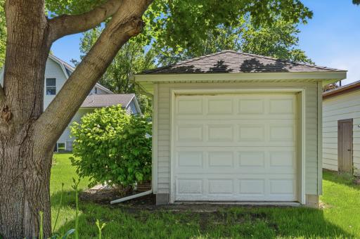424 E 11th Street, Gibbon, MN 55335