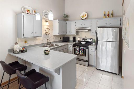 4602 1/2 Penkwe Way, Saint Paul, MN 55122