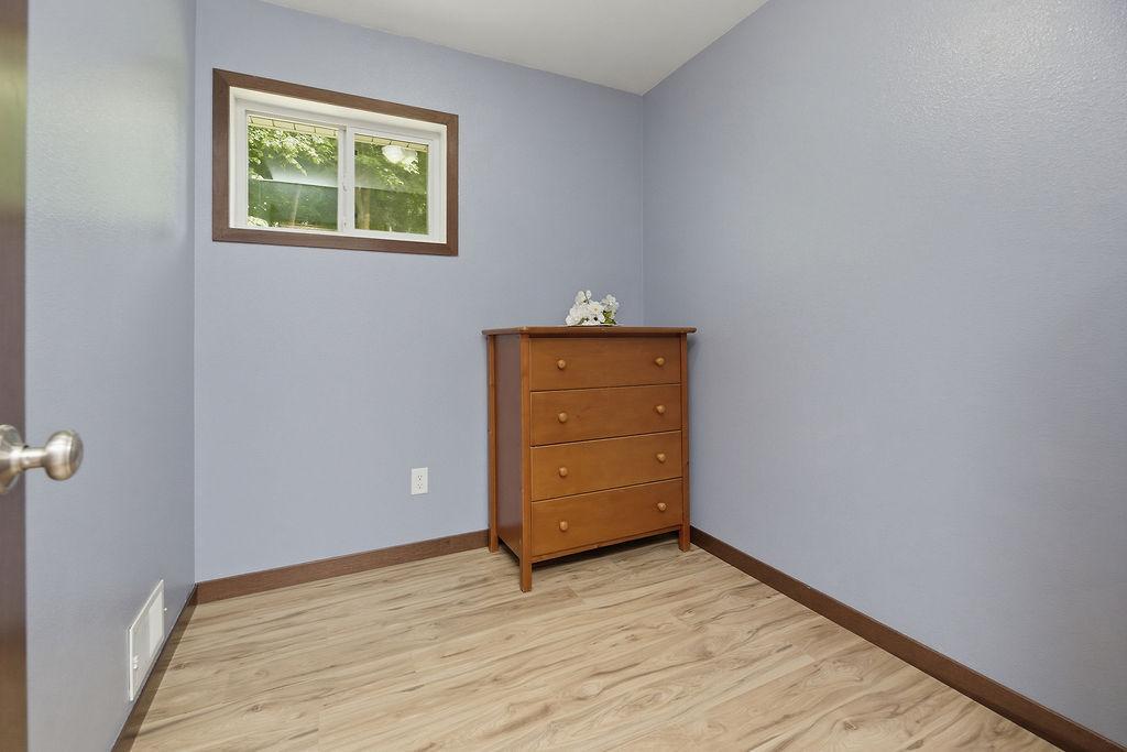 Walk-in Closet for Bedroom 1