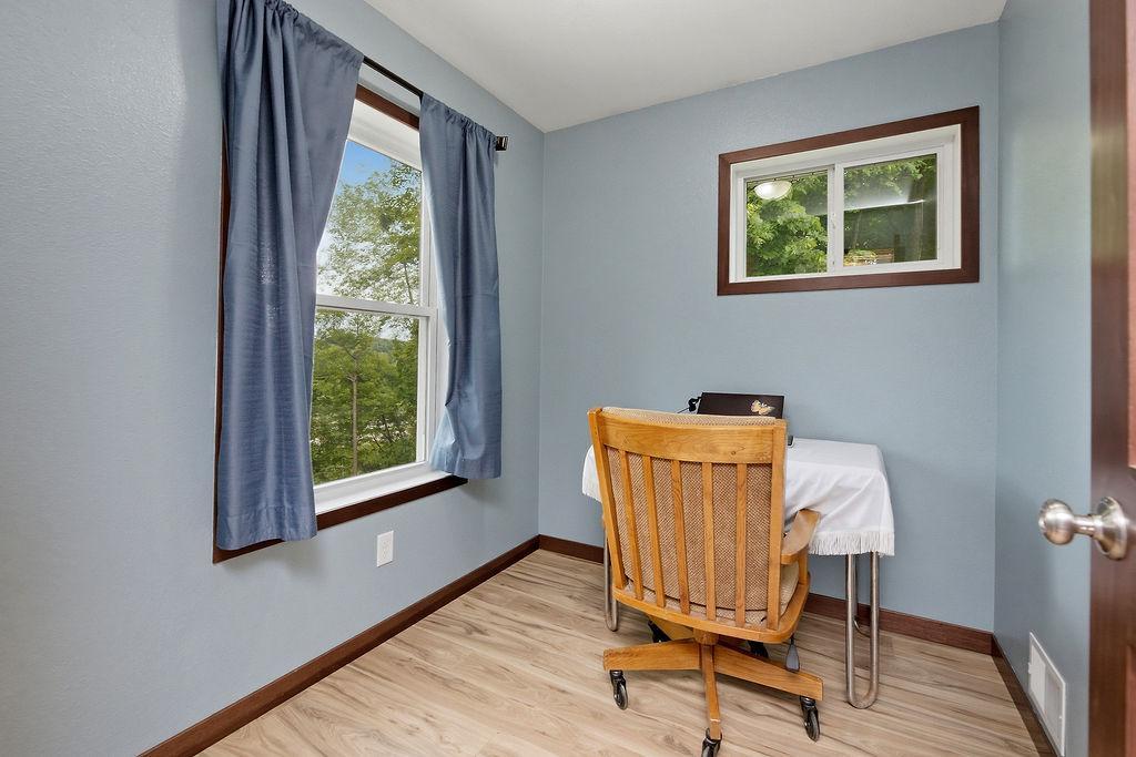 Flex Room off Bedroom 1