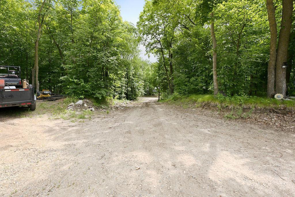 Gravel driveway entry
