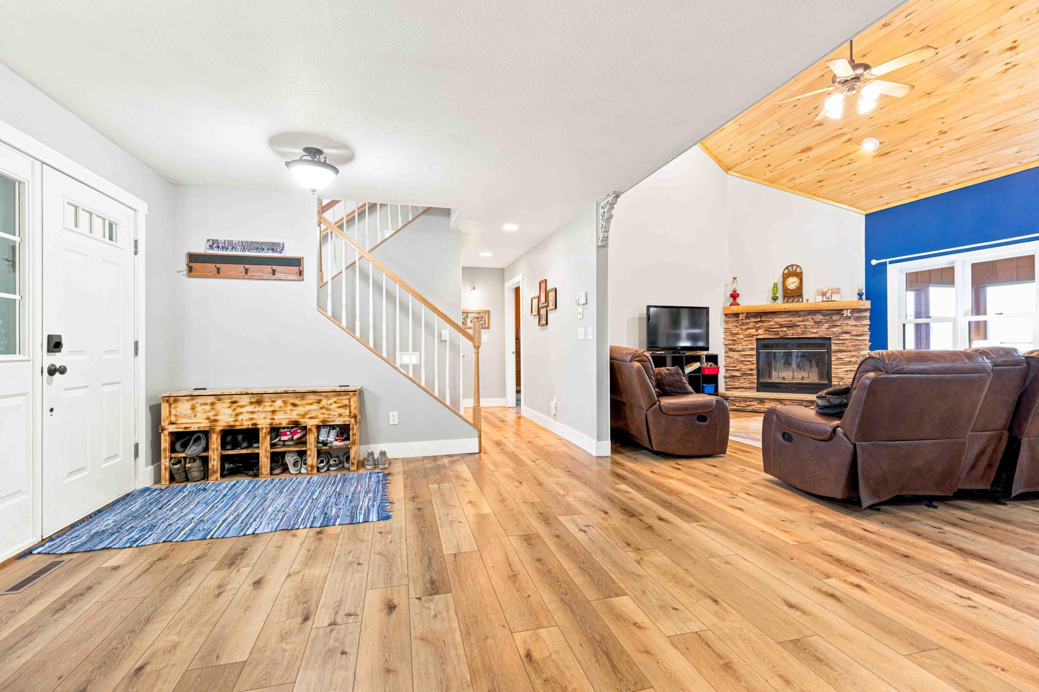 25131 Franklin Road Pelican Rapids-15.jpg