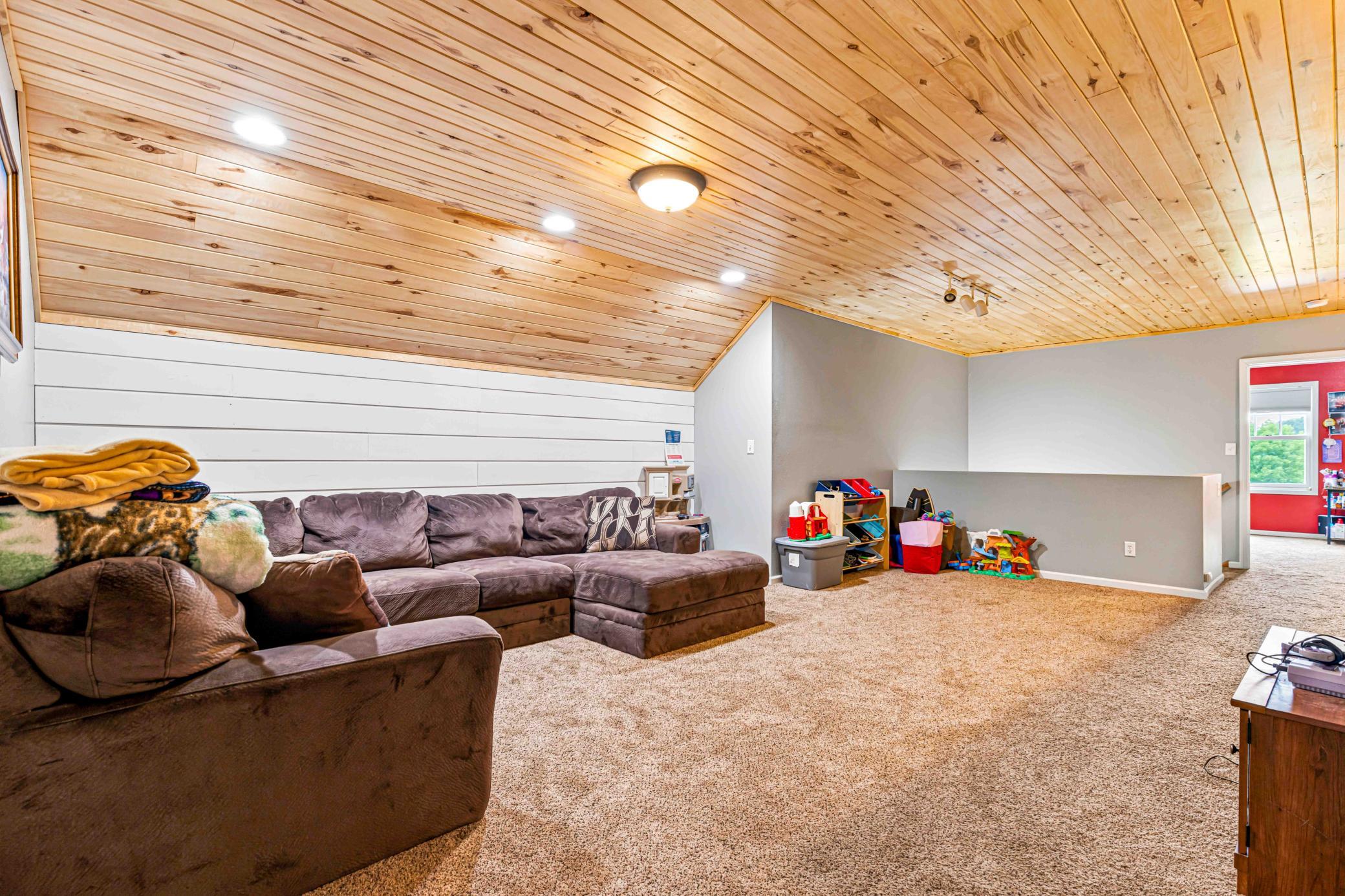 25131 Franklin Road Pelican Rapids-46.jpg