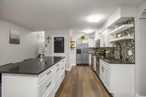 443 Dayton Avenue, 10, Saint Paul, MN 55102