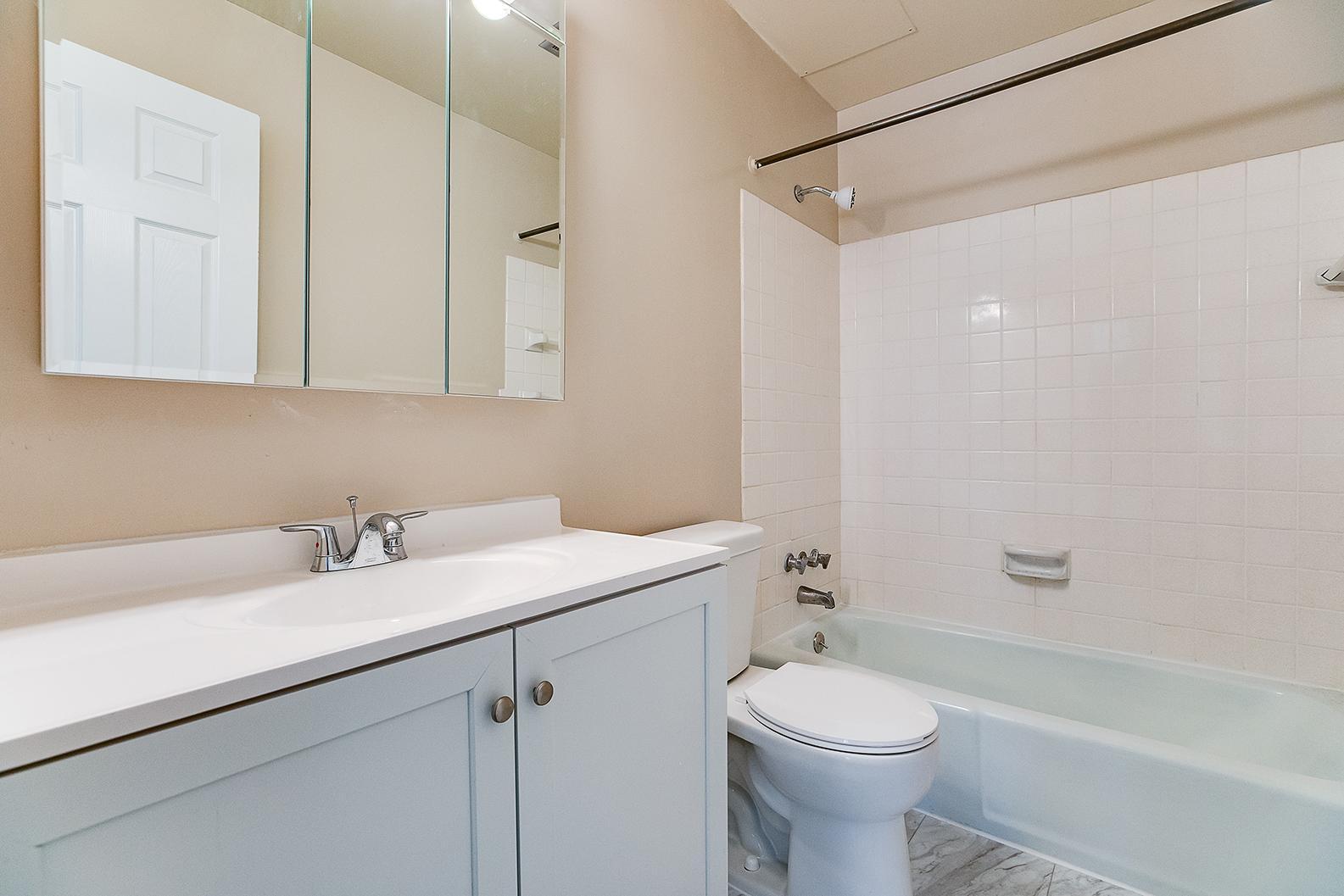 8. Bathroom.jpg