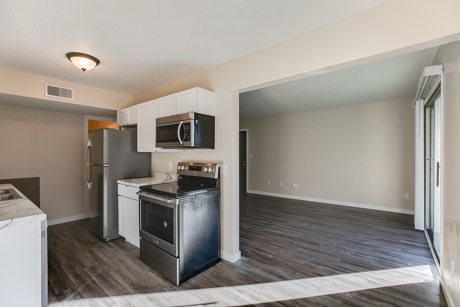 3.5 Kitchen.jpg