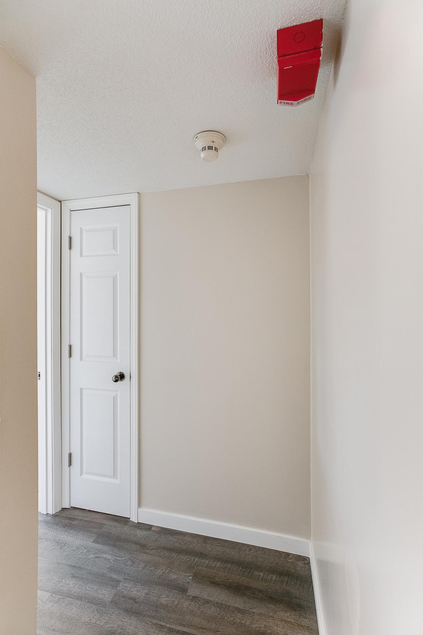 5. Hallway.jpg