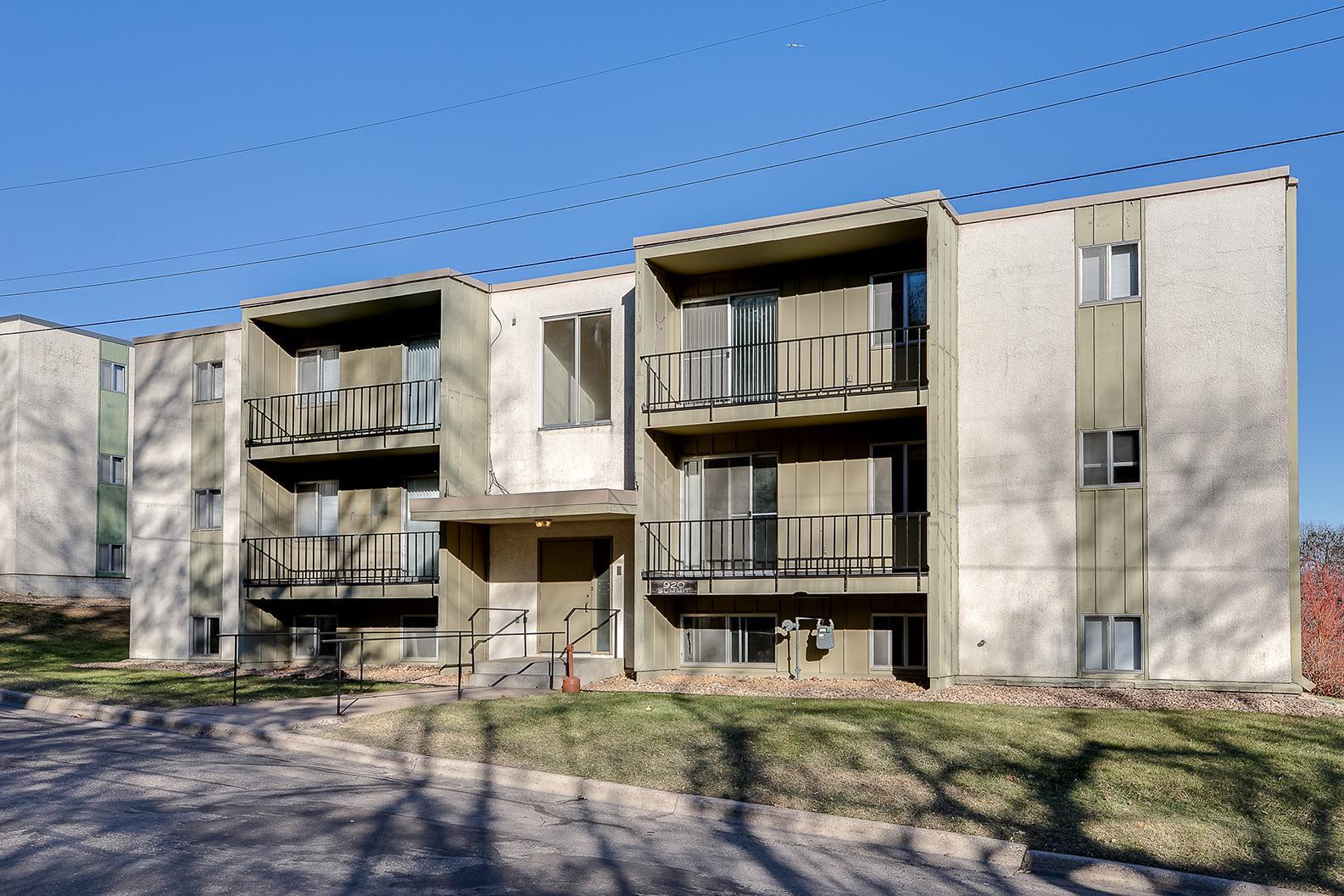 7.1 Exterior.jpg