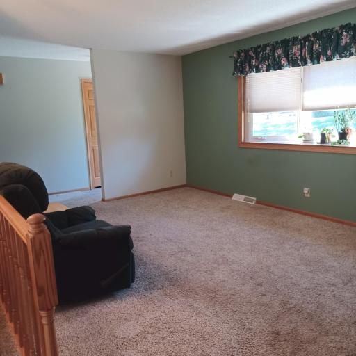 12620 Pineview Trail, Dayton, MN 55327