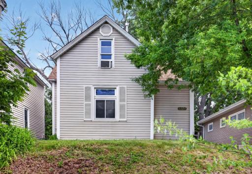1124 Norton Street, Saint Paul, MN 55117