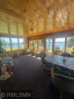 5385 porch.jpeg