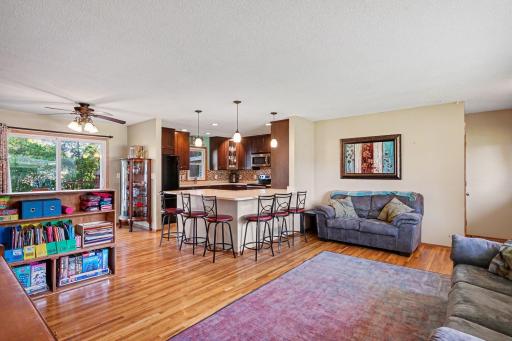 2045 Bluestone Lane, Saint Paul, MN 55122
