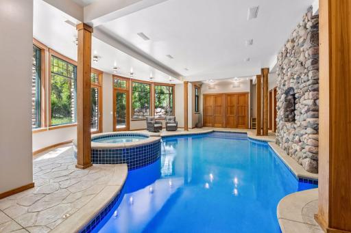 2439 Emerald Trail, Minnetonka, MN 55305