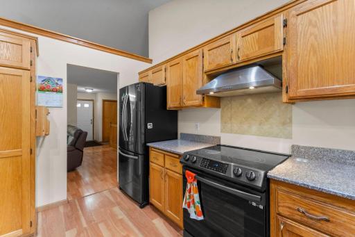 1242 Myrtle Street N, Saint Paul, MN 55119
