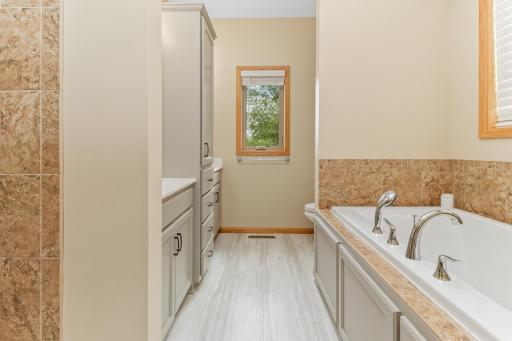 2423 Jewel Street, Saint Cloud, MN 56301