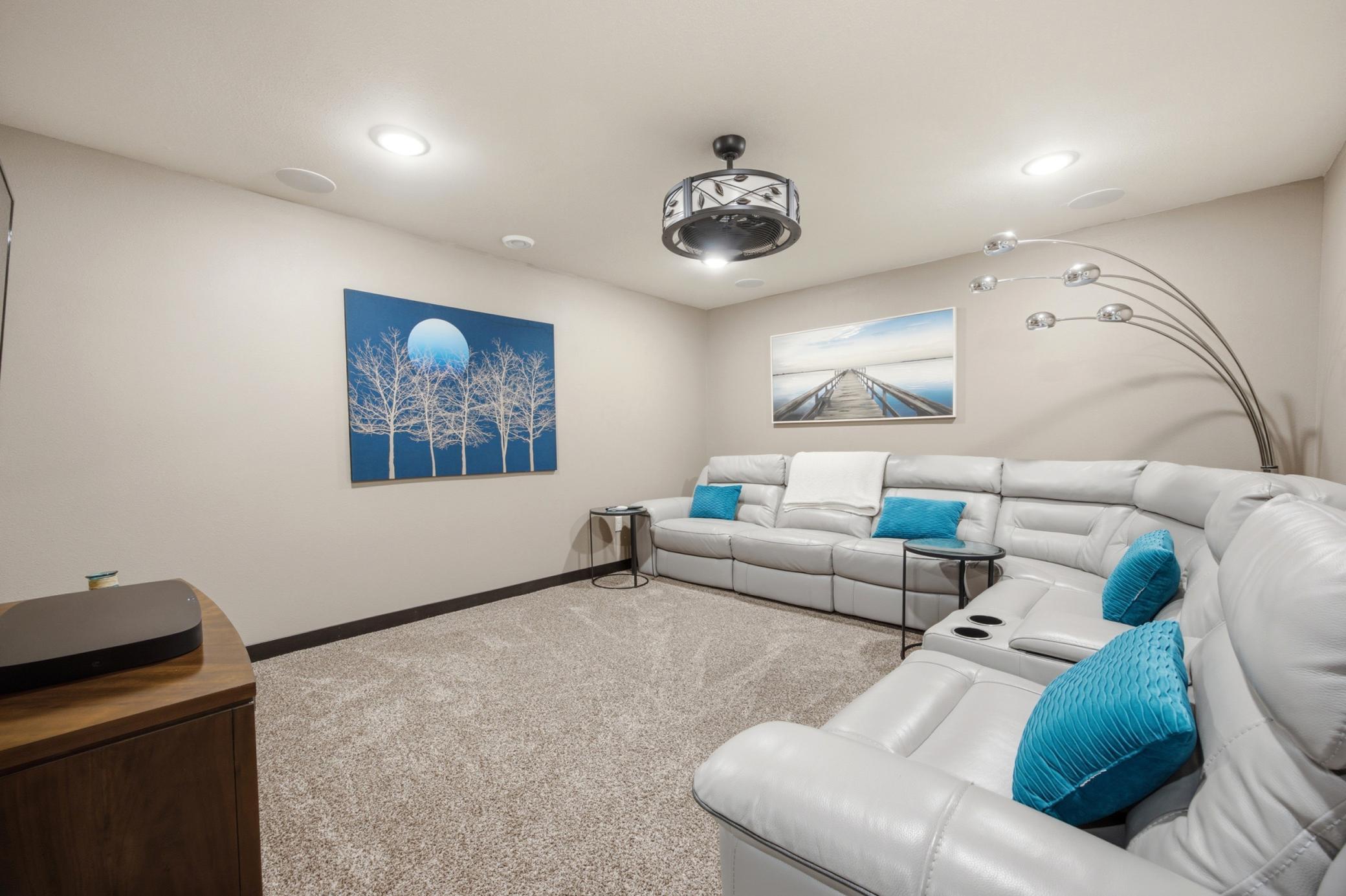 Theater / Flex Room
