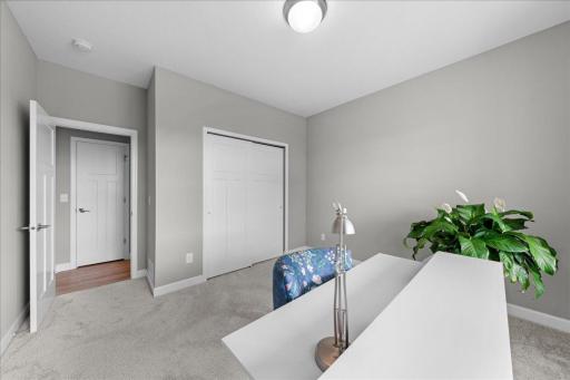 819 Spancil Hill View, Saint Paul, MN 55129