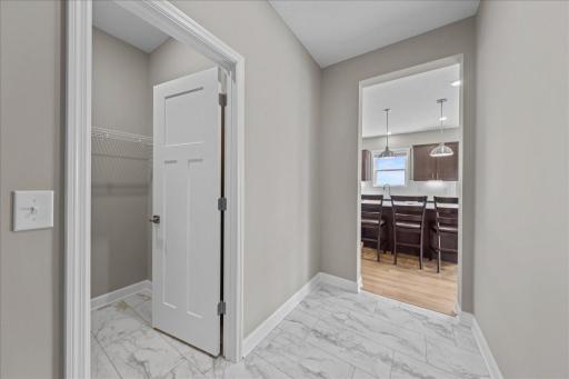 819 Spancil Hill View, Saint Paul, MN 55129