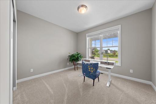 819 Spancil Hill View, Saint Paul, MN 55129