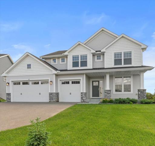 819 Spancil Hill View, Saint Paul, MN 55129