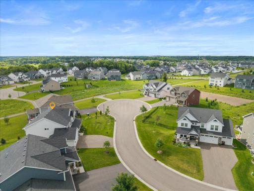 819 Spancil Hill View, Saint Paul, MN 55129
