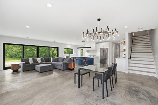 880 Wild Oak Trail, Independence, MN 55359