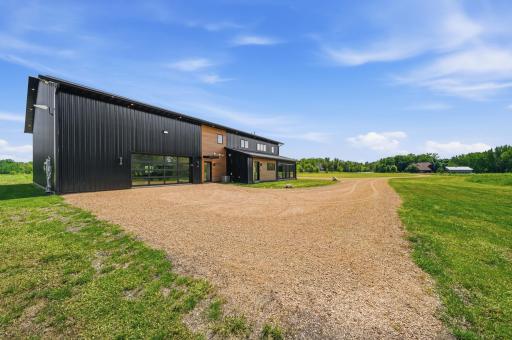 880 Wild Oak Trail, Independence, MN 55359