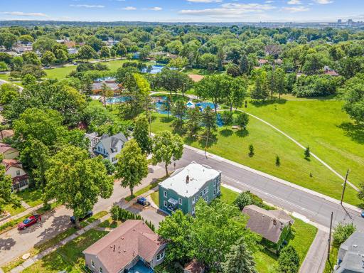 1221 29th Avenue NE, Minneapolis, MN 55418