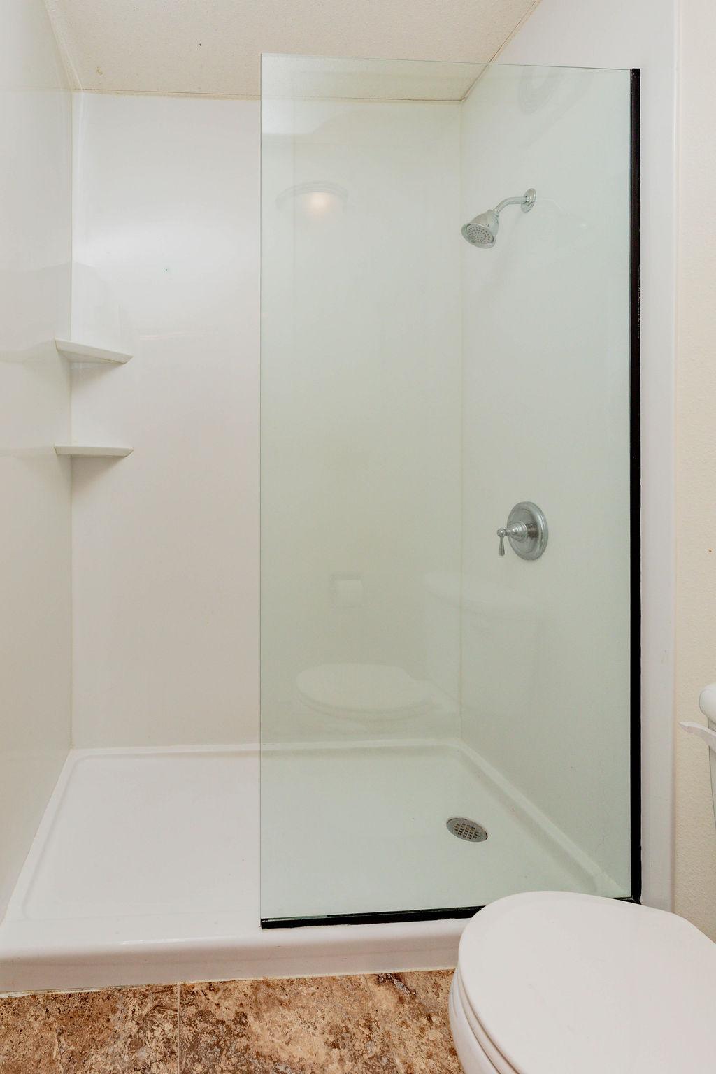 Bath 3/4 (bath 2)