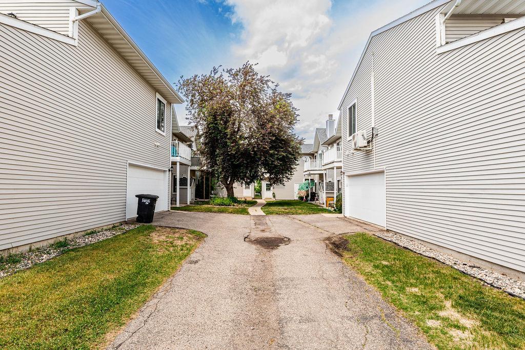 Driveway to Garage on Right Side