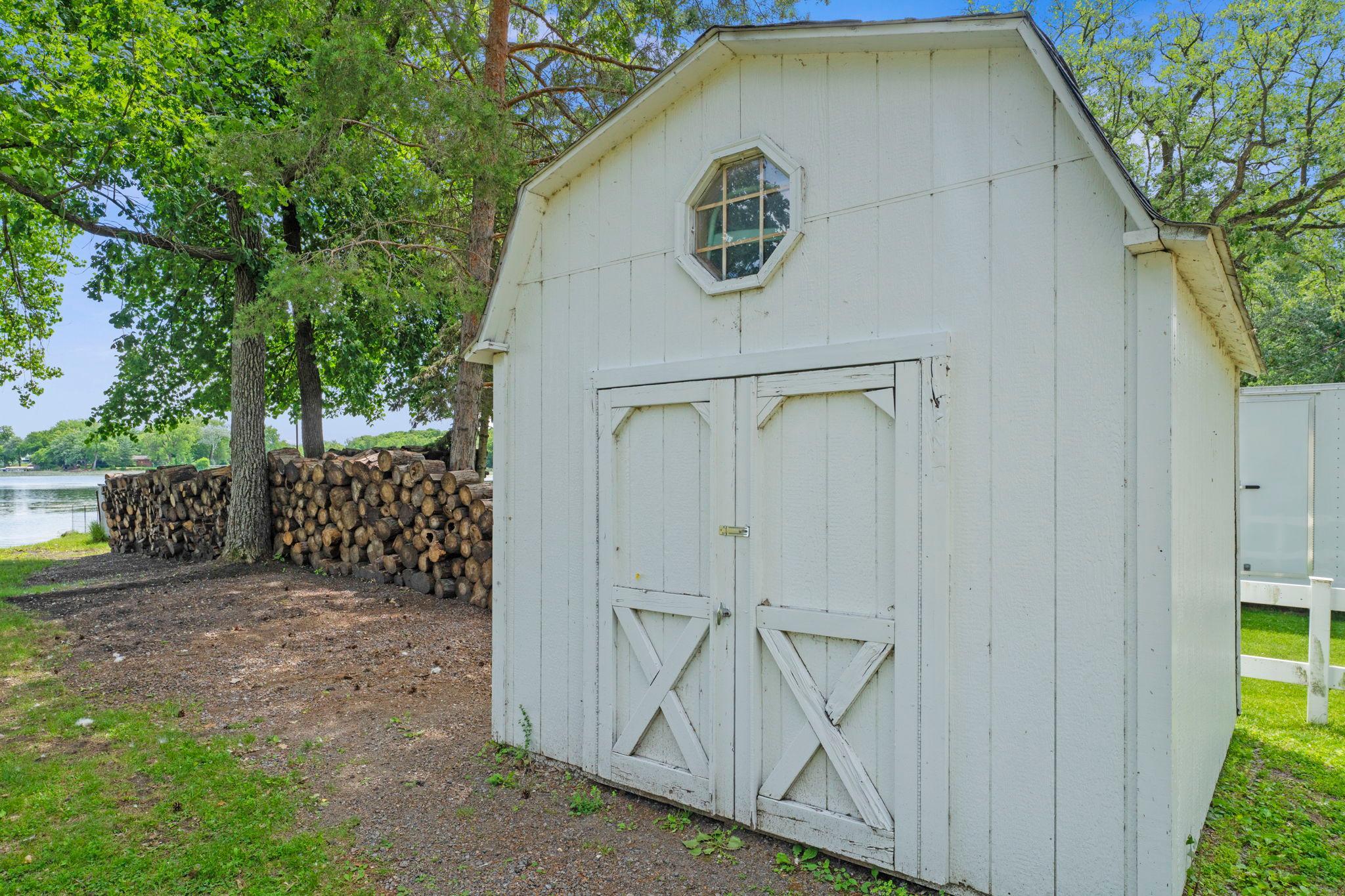 10x10 Shed Included
