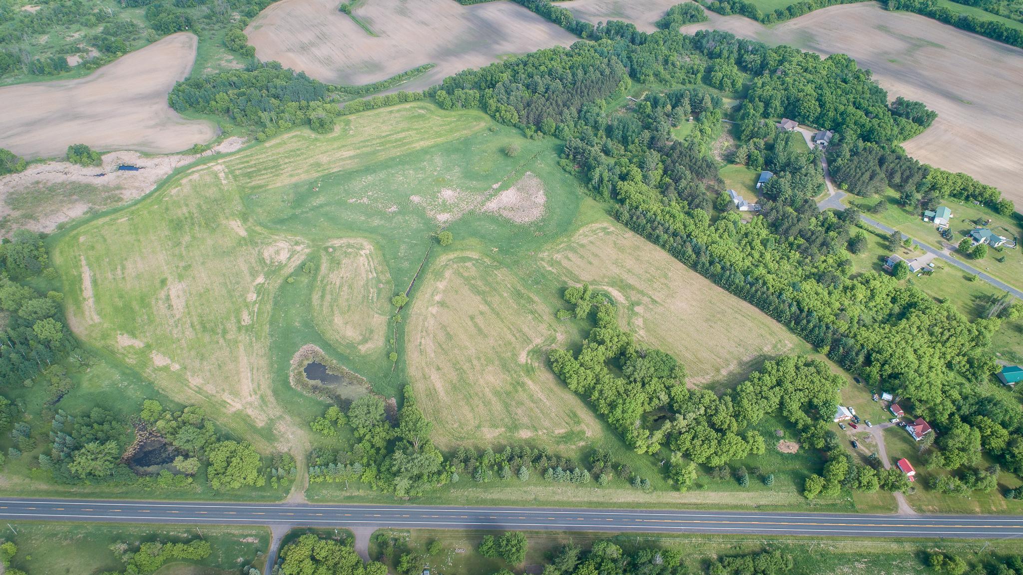 1000+ feet of road frontage