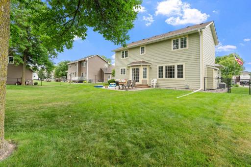 503 Chalupsky Avenue NE, New Prague, MN 56071