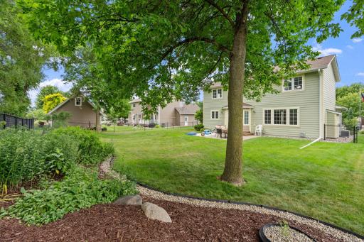 503 Chalupsky Avenue NE, New Prague, MN 56071