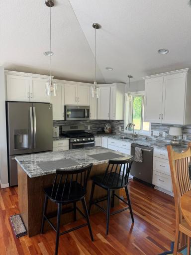 2515 Elmcroft Drive SW, Rochester, MN 55902