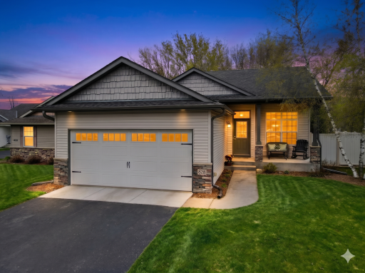 Skip the lawnmower and the snow shovel with this updated EZ living home-all new mechanicals!