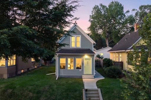240 Sidney Street E, Saint Paul, MN 55107